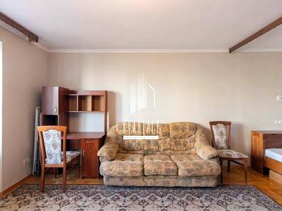 квартира по адресу Авиаконструктора Антонова ул., 7