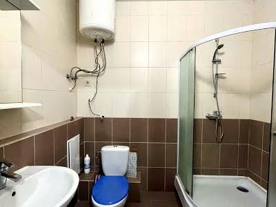 квартира за адресою Регенераторна вул., 4