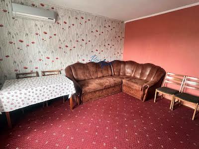 квартира за адресою Ревуцького вул., 8