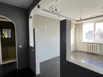 квартира за адресою Янтарна вул., 79