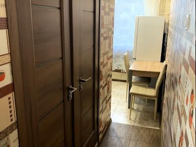 квартира по адресу Тополя-2 ул., 17