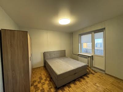 квартира по адресу Калиновая ул., 8