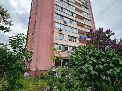 квартира за адресою Михайла Гришка вул., 8Б