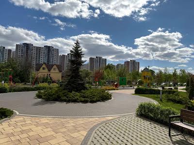 комерційна за адресою Івана Виговського вул. (Маршала Гречка), 10Ж