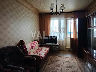 квартира за адресою Каштанова вул., 12-А