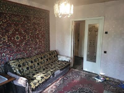квартира за адресою Михайла Драгоманова вул. (Димитрова), 52