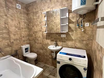 квартира за адресою Левицького, 34