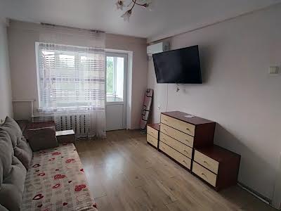 квартира за адресою Проспект Воскресенський, 4