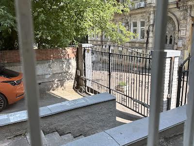 коммерческая по адресу Малоподвальная ул., 12/10