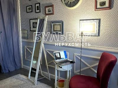 квартира за адресою Ньютона вул., 104