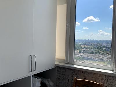 квартира за адресою Сім'ї Кульженків вул. (Петра Дегтяренка), 31а