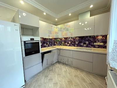 квартира за адресою Валерія Лобановського вул., 28
