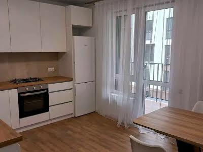 квартира за адресою Надійна вул., 10