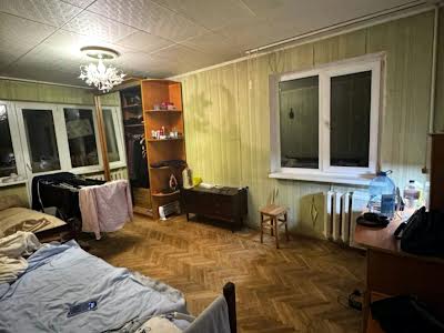 квартира за адресою Новгород-Сіверська вул. (Новгородська), 11