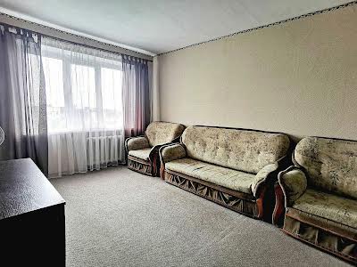 квартира за адресою Олександра Кукурби вул. (Космонавта Комарова), 1
