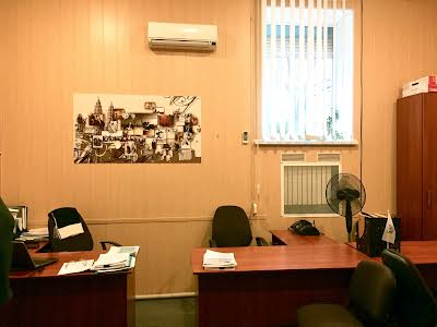 коммерческая по адресу Кривой Рог, Степана Тельги, 65