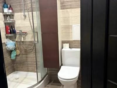 квартира за адресою Щаслива вул., 45