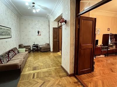 квартира по адресу Еврейская ул., 13