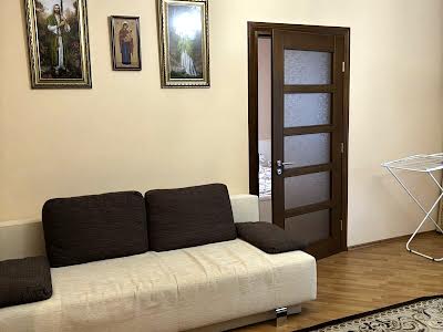 квартира по адресу Героев УПА ул., 15