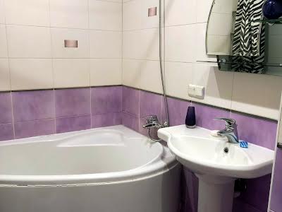 квартира по адресу Героев Днепра ул., 32-А