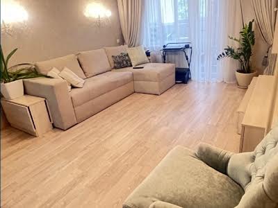 квартира за адресою Григоренка Петра просп., 36