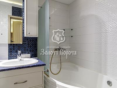 квартира за адресою Боголюбова вул., 8