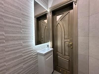 квартира по адресу Росевая ул., 18а