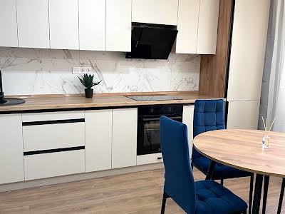 квартира за адресою Озерна вул., 27А