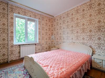 квартира за адресою Оноре де Бальзака вул., 57