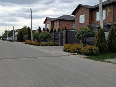 будинок за адресою Райдужна вул., 36
