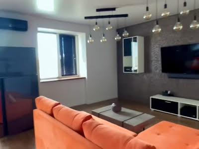 квартира по адресу Мостобудівників ул., 18