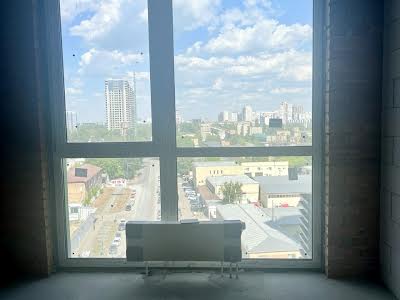 квартира за адресою Причальна вул., 8