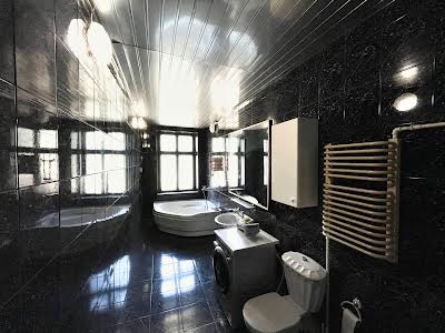 квартира за адресою Базарна вул., 4
