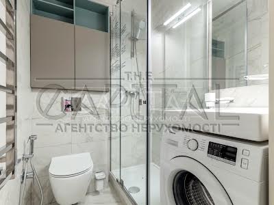 квартира за адресою Київ, Антоновича вул. (Горького), 118