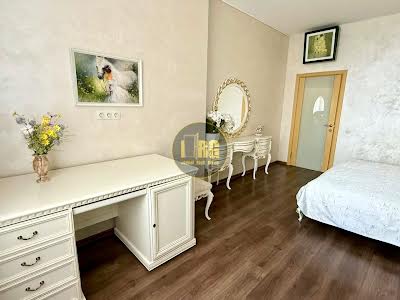 квартира за адресою Київ, Євгена Коновальця вул. (Щорса), 32-Г