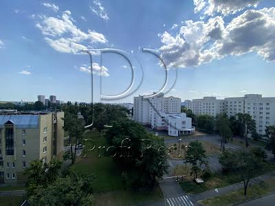 квартира за адресою Київ, Василя Іваниса вул. (Миколи Матеюка), 5