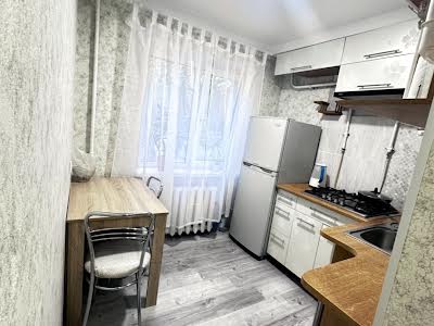 квартира за адресою Біла вул., 65