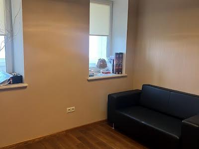 квартира по адресу Строителей ул., 11