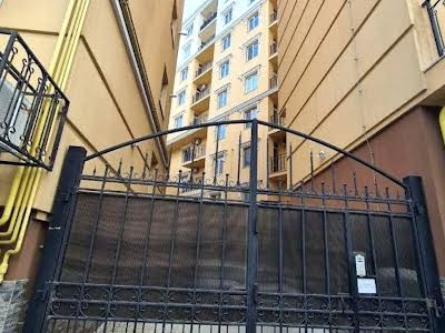 квартира за адресою Новосельського вул., 19