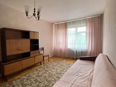 квартира за адресою Фабрично-Заводська вул., 20