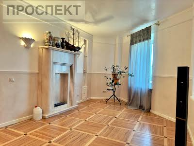 квартира по адресу Петропавловская ул., 87/3