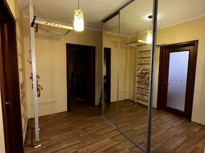 квартира за адресою Драгоманова вул., 1 б