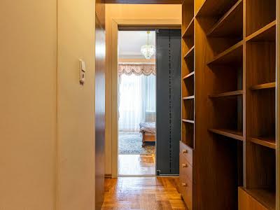 квартира за адресою Героїв Майдану вул. (Гвардійська), 3
