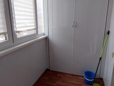 квартира за адресою Милославська вул., 41/15