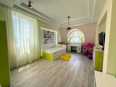 квартира за адресою Євпаторійська вул., 2б