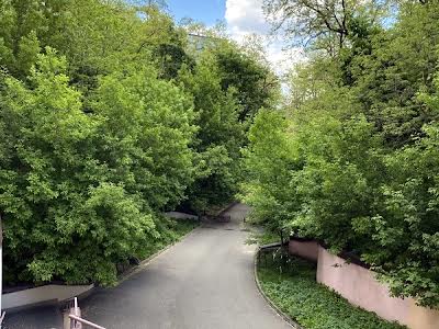 квартира за адресою Солом'янська вул., 15-А
