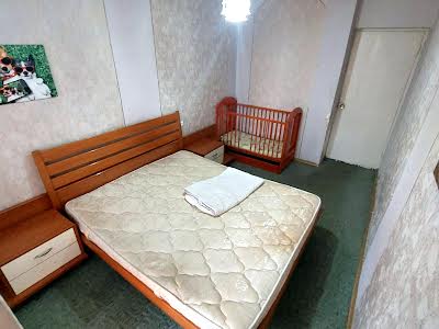 квартира за адресою Ігоря Бедзая вул. (Чкалова), 84