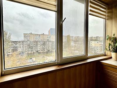 квартира за адресою Ірини Бекешкіної вул. (Генерала Карбишева), 14