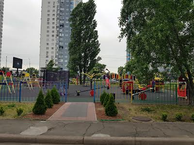 квартира по адресу Оболонская пл. (Дружбы Народов), 2А