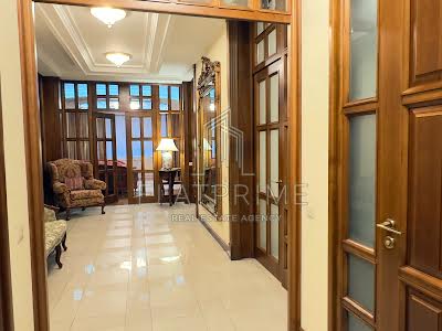 квартира по адресу Старонаводницкая ул., 13-А